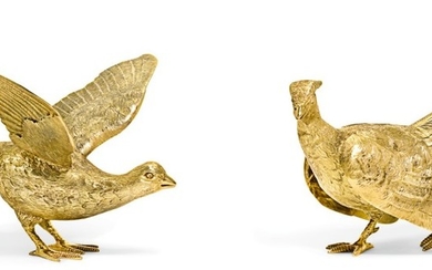A PAIR OF ELIZABETH II 9CT GOLD PHEASANT TABLE ORNAMENTS, MAKER'S MARK C.W.S., SHEFFIELD, 1996