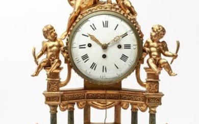 Neoclassical Portico Mantel Clock Gilt-Wood