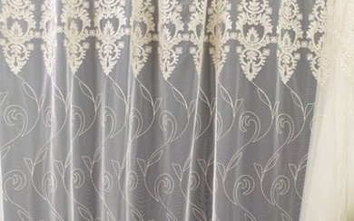 4.00 meters x 3.10 meters !!! Royal French rebrodé curtain textile with gold color embroidery - cotton blend - 2018