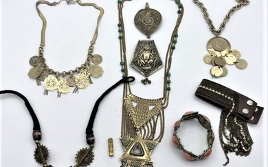 [9] Assorted South American Glamour Costume Jewelry