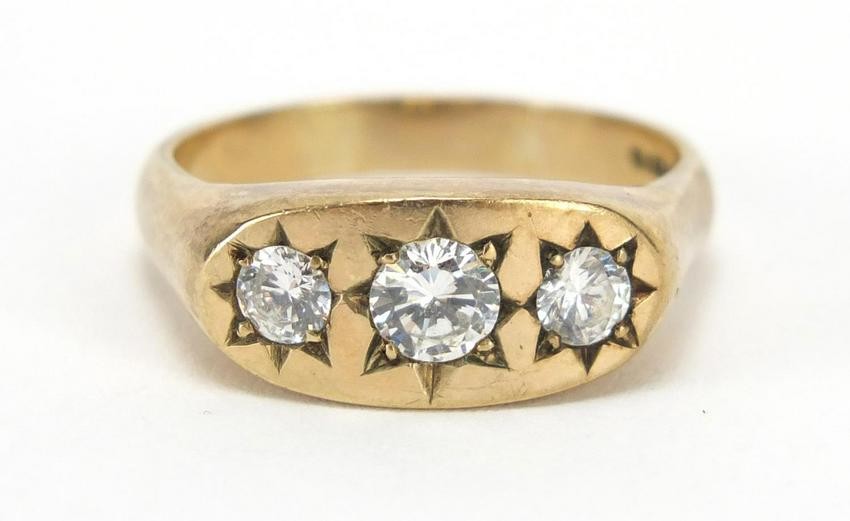 9ct gold three stone gypsy ring, size X, 8.0g