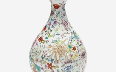 A Chinese famille rose-decorated "100 Flowers" vase