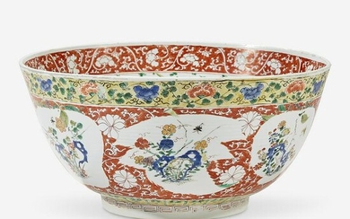 A Chinese famille verte-decorated porcelain large bowl