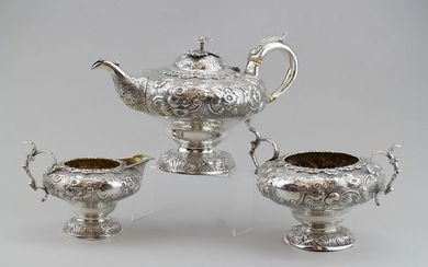 A Fine William IV Three-piece Tea Service - .925 silver - Possibly Joseph Wilson or John Wakefield, London - England - 1830