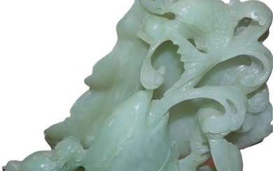 A LARGE CHINESE JADE CARVING