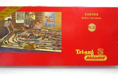 A Tri-ang Railways RS35 OO gauge goods set, boxedCondition Report...