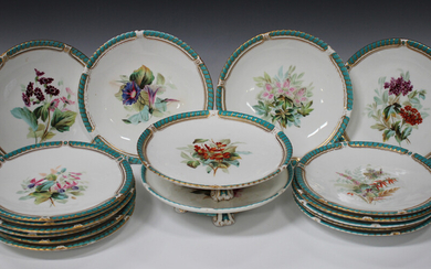 A Worcester part dessert service, late 19th century, painted with flowers within gilt overlaid gadro