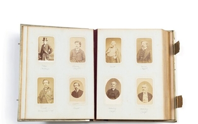 Album de 200 photographies et portraits de Communards, composé par Jules Perrier., Commune de Paris