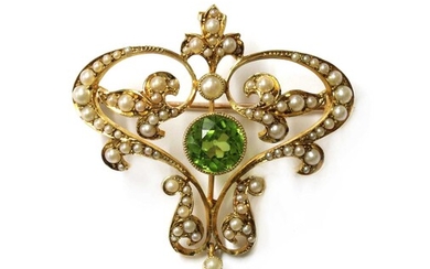 An Edwardian gold peridot and split pearl brooch/pendant