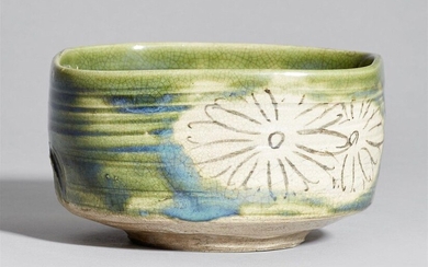 An Oribe bowl. Mino area. 19th century