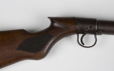 An early 20th century B.S.A. Light/Ladies pattern .177 air rifle, barrel length 43cm, numbered '