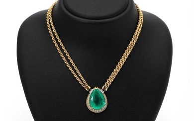 NOT SOLD. An emerald and diamond necklace set with an emerald weighing app. 24.85 ct. encircled by numerous diamonds, mounted in 18k gold. L. app. 43. – Bruun Rasmussen Auctioneers of Fine Art