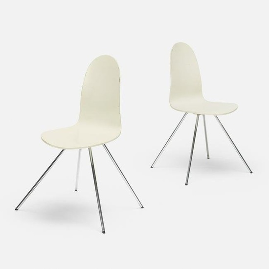 Arne Jacobsen, Tongue chairs model 3106, pair