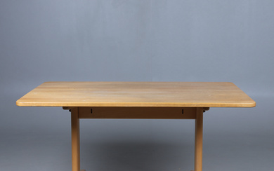 BØRGE MOGENSEN. A “SHAKER TABLE”, A CARL MADSEN DINING TABLE, DENMARK, DESIGNED 1958.