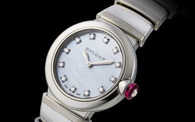 BULGARI, LVCIA, LADY’S WITH MOTHER-OF-PEARL AND DIAMOND-SET