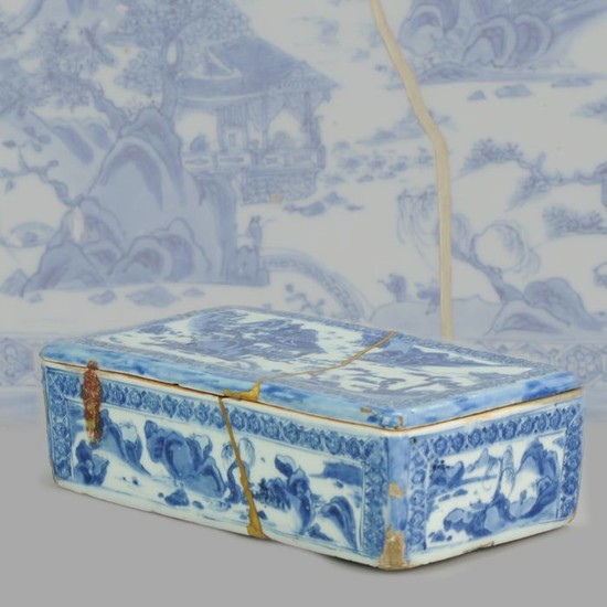 Box - Blue and white - Porcelain - 16/17C Ming Chinese Porcelain Pencil Box Scholars Table Landscape Rarity - China - Ming Dynasty (1368-1644)
