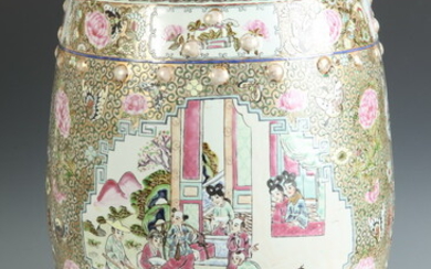 CHINESE FAMILLE ROSE PAINTED PORCELAIN BARREL FORM GARDEN SEAT. late...