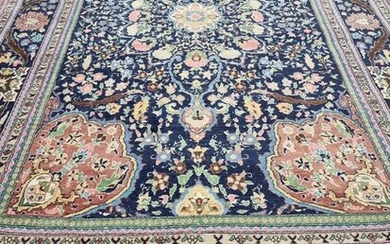 Carpet - 219 cm - 140 cm