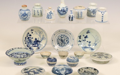 China, a collection of small blue and white porcelain, 17th-20th century