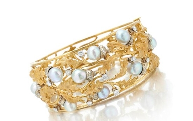 Cultured pearl, diamond and gold bracelet (Bracciale in oro con perle coltivate e diamanti)