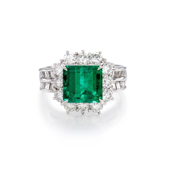 Emerald and Diamond Ring | 3.03克拉 「哥倫比亞」祖母綠 配 鑽石 戒指