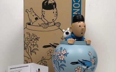 Figurine - Tintin - Statuette Moulinsart 46401 - La potiche du lotus bleu (22,5 cm) *** NEW IN BOX *** - Resin