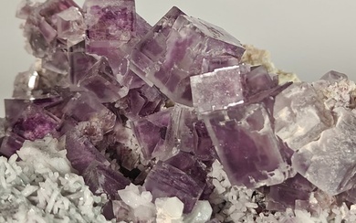 Fluorite Ghosted crystals - Height: 14 cm - Width: 12 cm- 1100 g