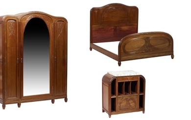 French Art Nouveau Walnut Bedroom Three Piece Bedroom Suite, early 20th c., including bed, armoire