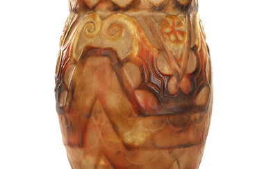 GABRIEL ARGY-ROUSSEAU (1885-1953) Vase ovode "Feuilles de chardon" en pte...