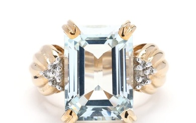 Gold, Aquamarine, and Diamond Ring