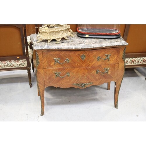 Good quality vintage French Louis XV style marble top commod...