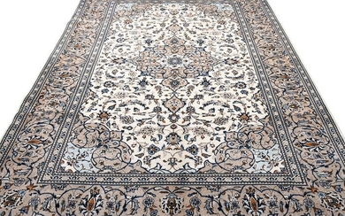 Keshan - Carpet - 305 cm - 195 cm