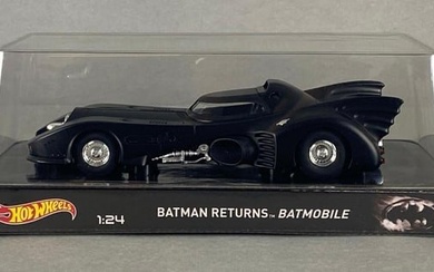 Mattel Hot Wheels Die-Cast Batman Returns Batmobile