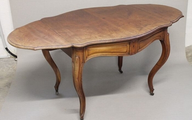 Middle table - Napoleon III - Walnut - Second half 19th century
