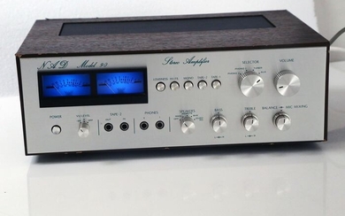 NAD - 90 - Stereo amplifier