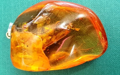 Natural amber pendant h.5 cm