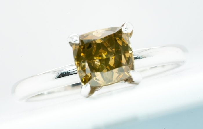 **No Reserve** - 18 kt. White gold - Ring - 1.43 ct Diamond - Natural Fancy Deep Greenish Brownish Yellow SI2