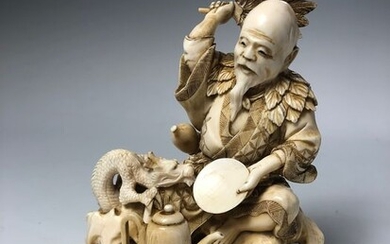 Okimono - Elephant ivory - Japan - Meiji period (1868-1912)