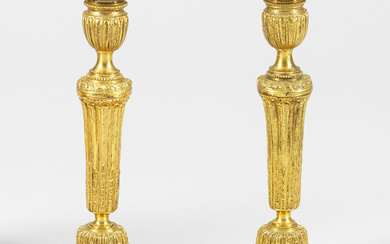 Paar Kerzenleuchter im Louis XVI-Stil