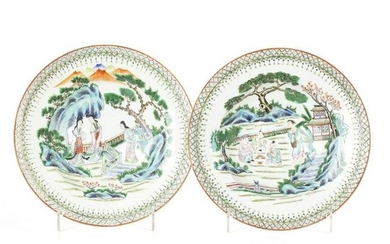 Pair of deep figural dishes in chinese porcelain