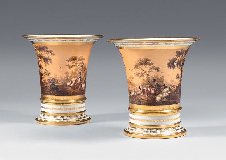 Pair of early 19th century Parisian porcelain cone...