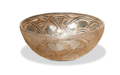 Pinsons, a Lalique clear, frosted and brown heightened glass bowl