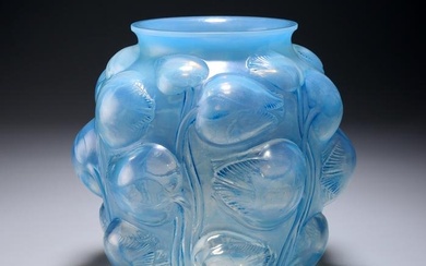 RENÉ LALIQUE (FRENCH, 1860-1945), AN OPALESCENT BLUE STAINED 'TULIPES' VASE