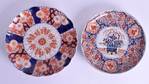 TWO 19TH CENTURY JAPANESE IMARI DISHES. 21 cm wide. (2)