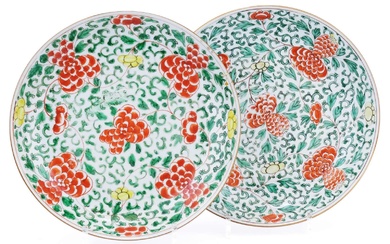 Two Chinese wucai peony pattern dishes