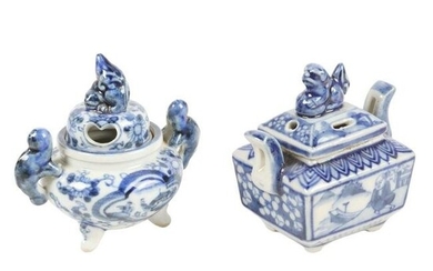 Two miniature Chinese blue and white decorated