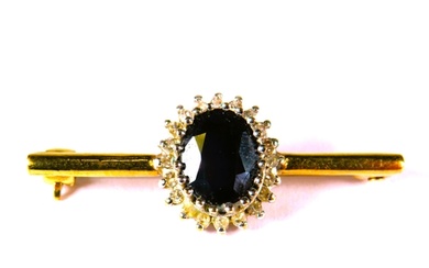 Unusual and high quality 9ct Yellow Gold Sapphire set bar br...