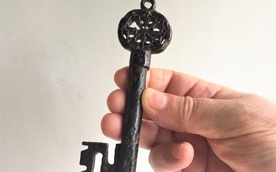 Venetian Key - 8 sectors rosette - Forged iron with brazing - Late 15th century