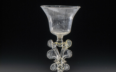 Winged glass Facon de Venise, Germany, ca. 1600 pane base with demolition. Slend...