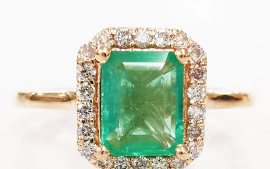 *no reserve*0.80 ct Green Emerald & 0.20 ct N.Fancy Pink Diamond Designer Ring - 2.70 gr - 14 kt. Pink gold - Ring - 0.80 ct Emerald - Diamonds
